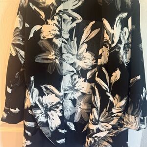 Carolina Belle Black and White Floral Blazer